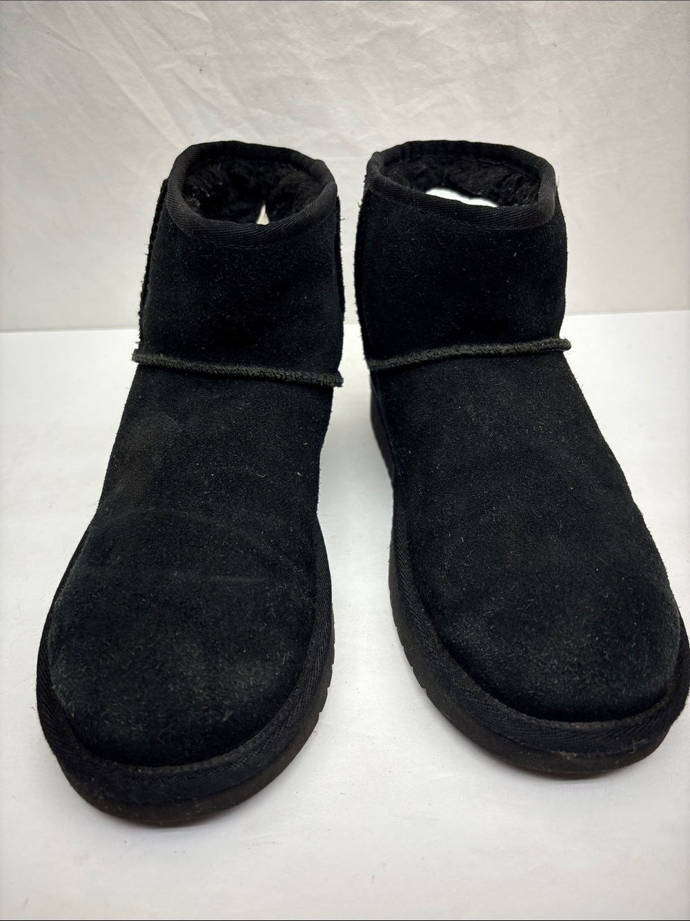 Koolaburra by Ugg mini short boots, SZ 7, box 82